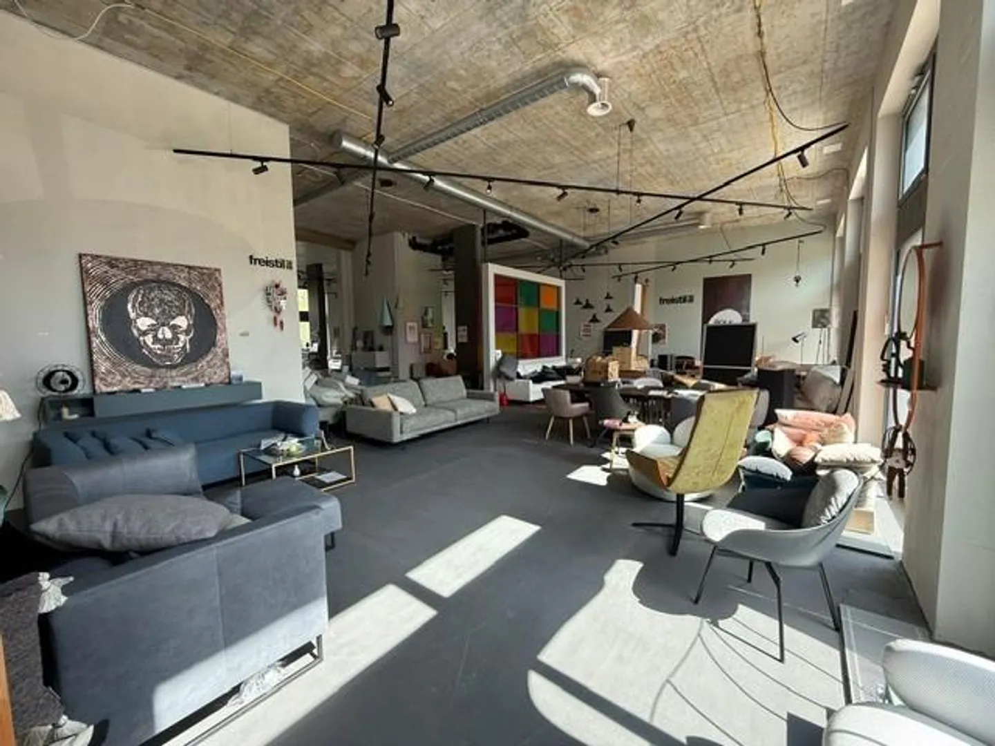 Commercial space(s) on the ground floor for rent - Photo 4 of 4