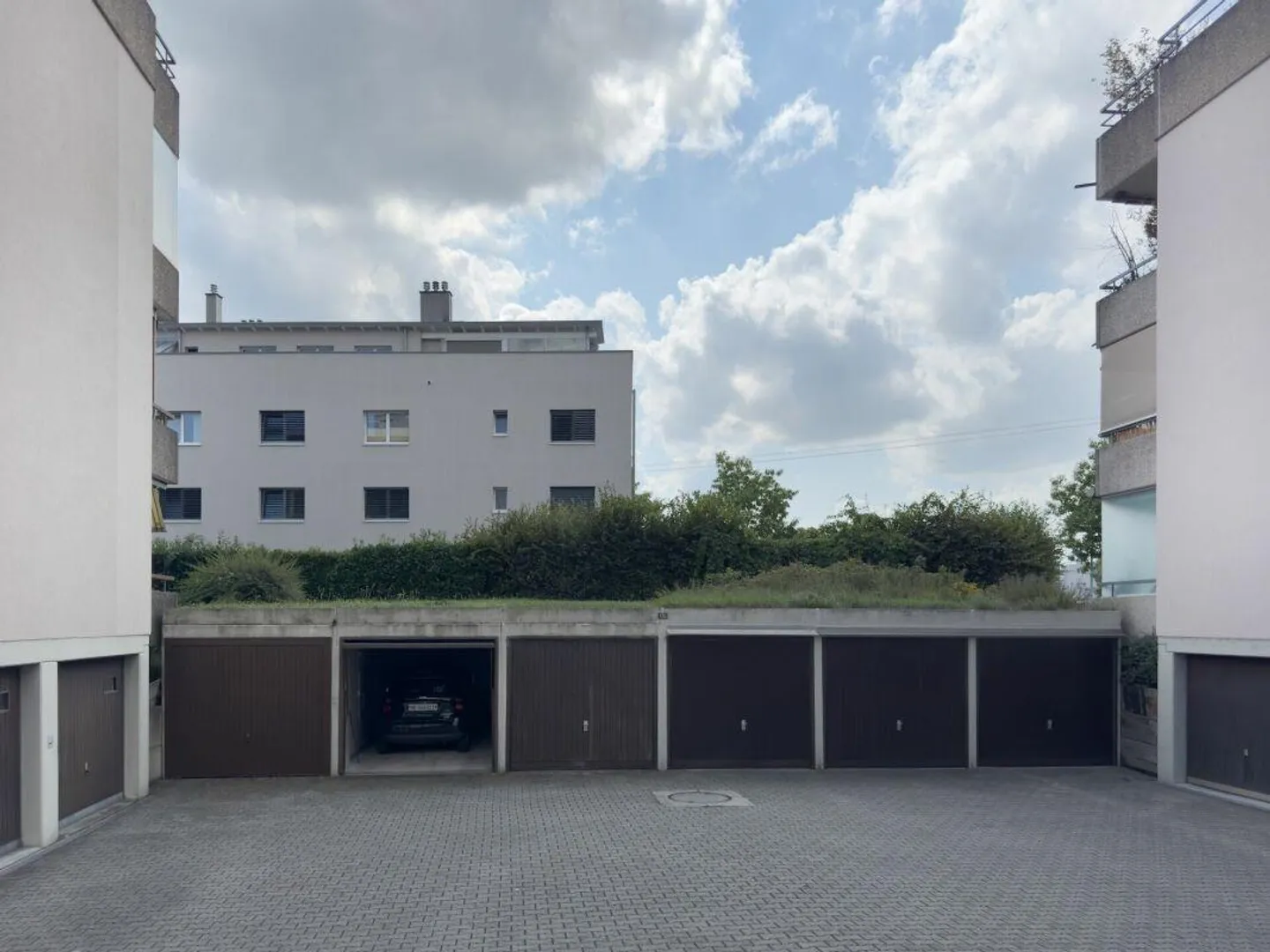 Urbano ma verde, ben collegato! Vivere con un balcone soleggiato e... - Foto 17 di 21