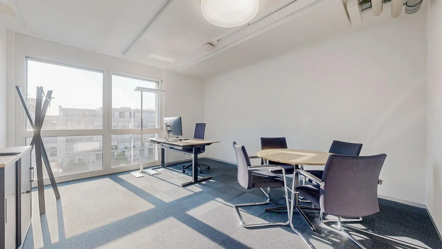Bureau moderne et lumineux dans un emplacement central - Photo 3 sur 10