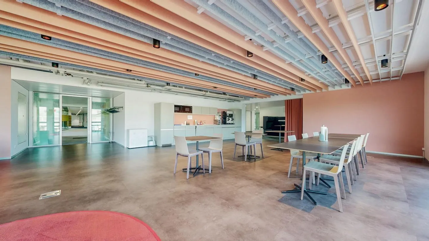 Bureau moderne et lumineux dans un emplacement central - Photo 7 sur 10