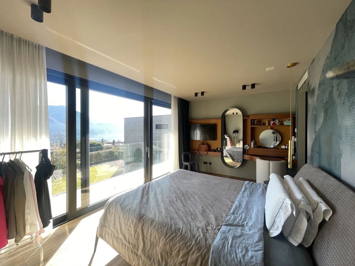 Lugano, Savosa - For rent: Elegant and spacious apartment with private garden, exclusive residence with pool and amenities, 6.5 rooms. - Foto 17 di 20