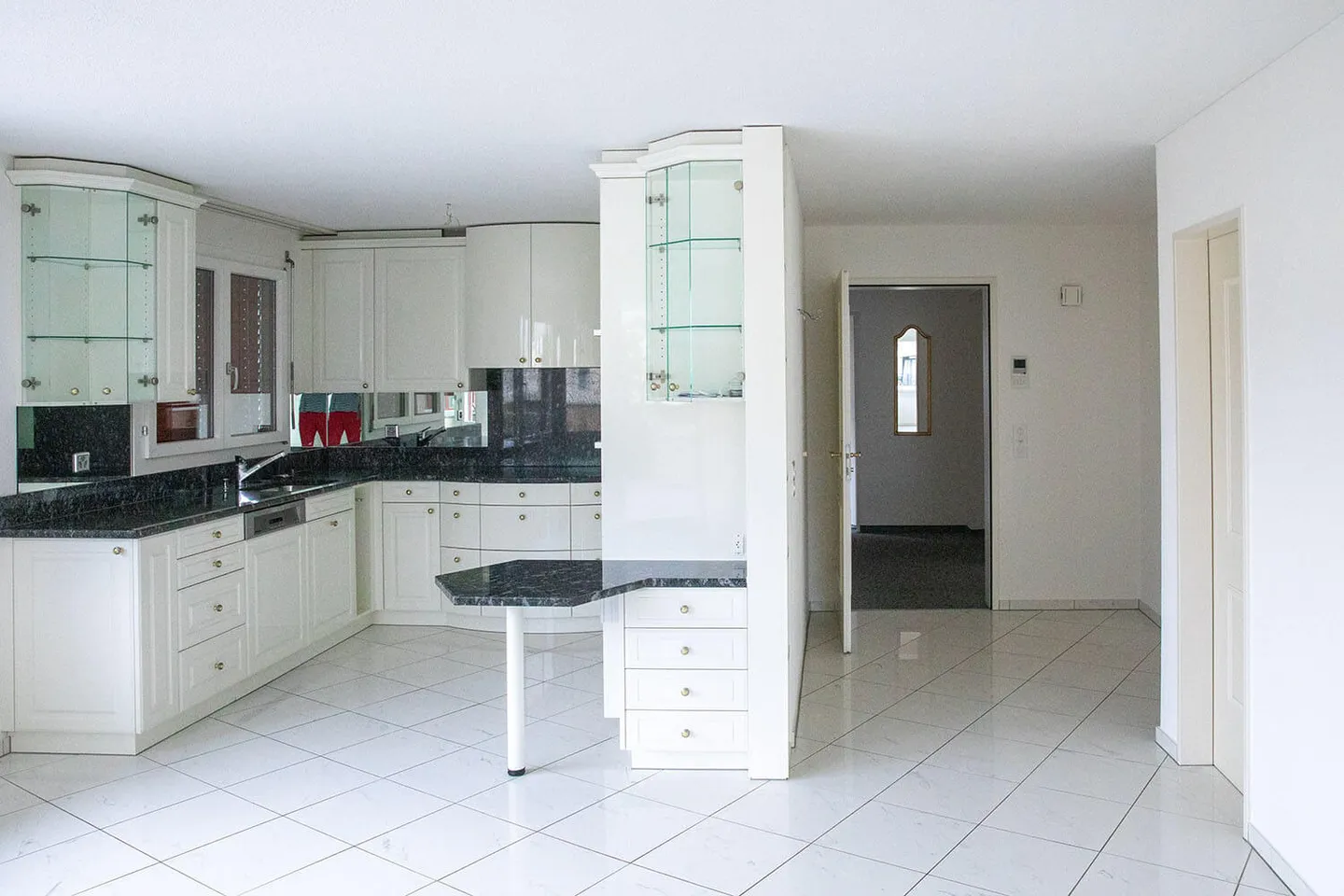 Grosszügige 4-Zimmer-Dachwohnung mit Cheminée in Stans - Foto 9 von 12