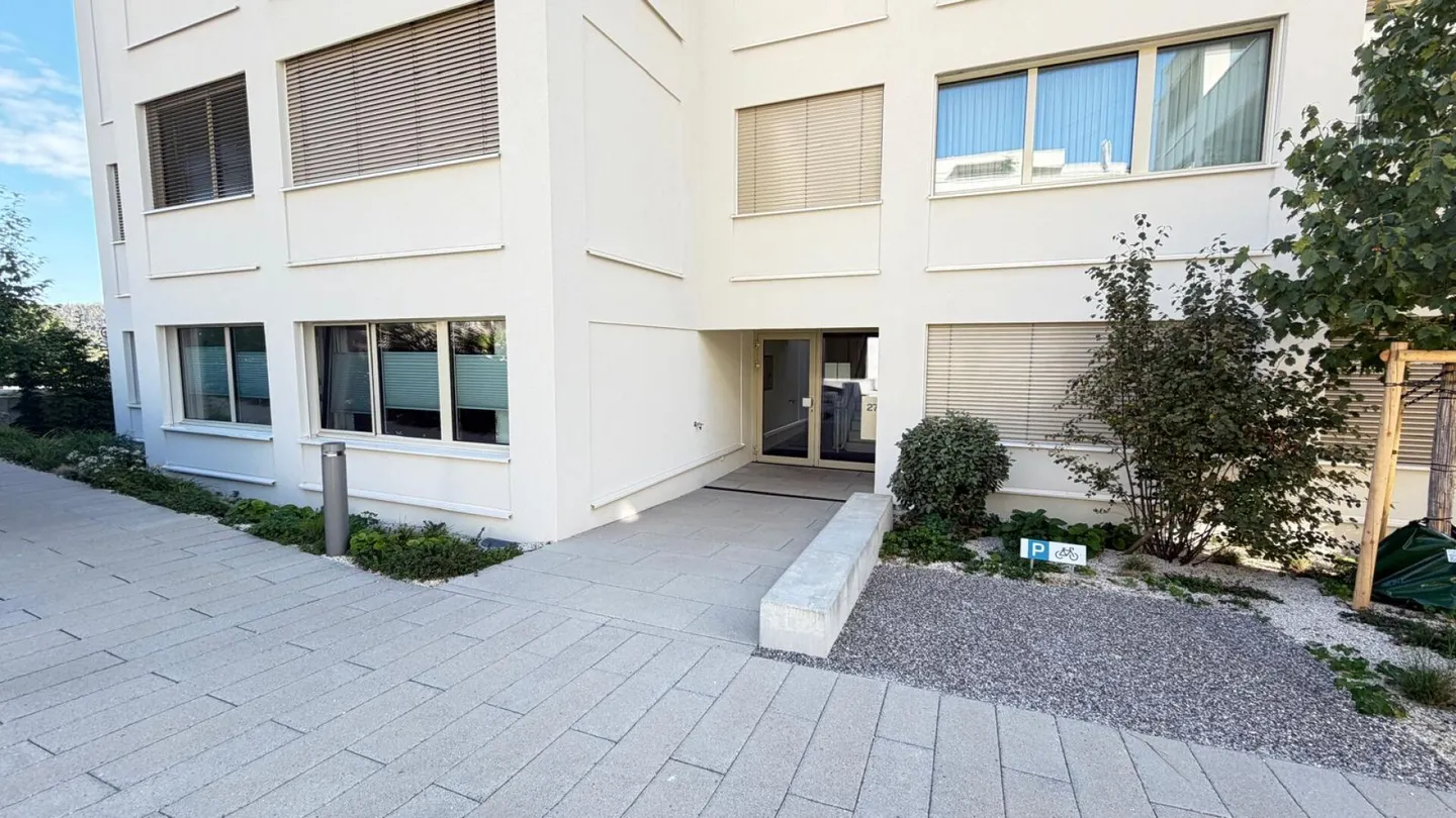 Luxury Penthouse with 187 m² of living space, 139 m² of terraces & 2 parking spaces - Photo 20 of 21