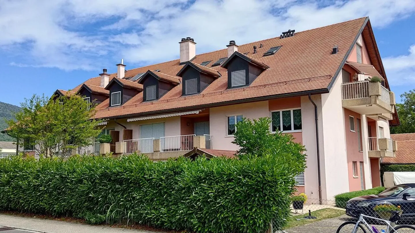 Duplex en attique avec vue sur le Mont-Blanc - Photo 1 sur 11