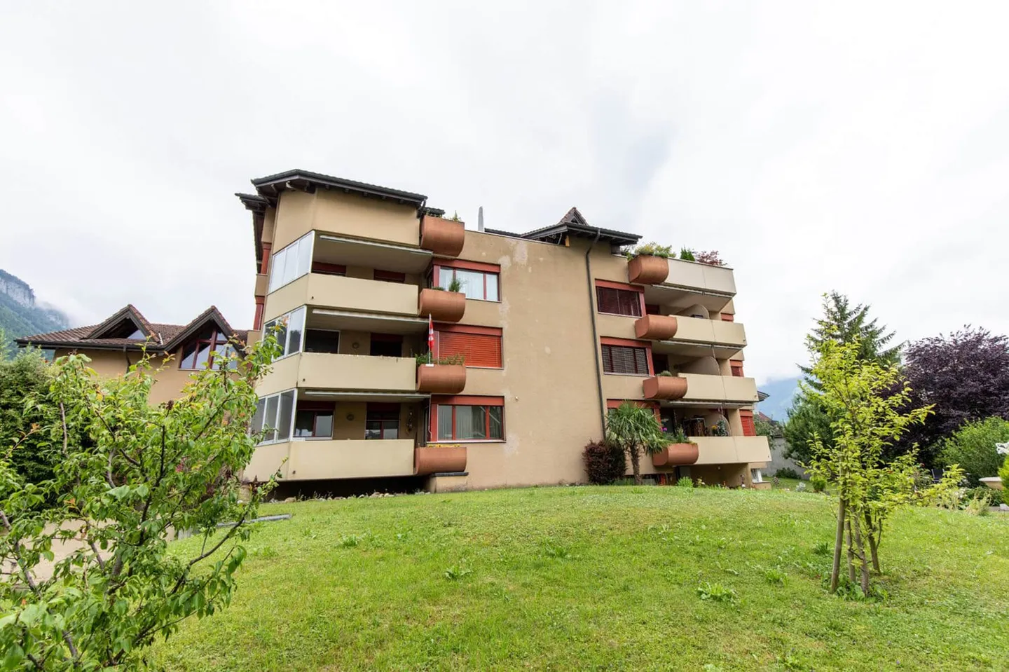 Grosszügige 4-Zimmer-Dachwohnung mit Cheminée in Stans - Foto 11 von 12