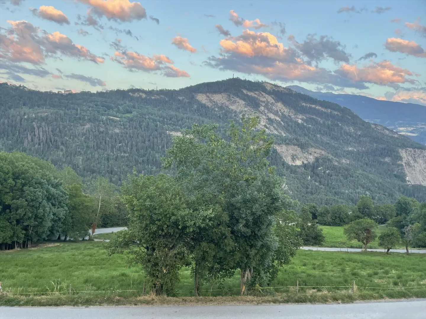 Attique à vendre - Photo 3 sur 12