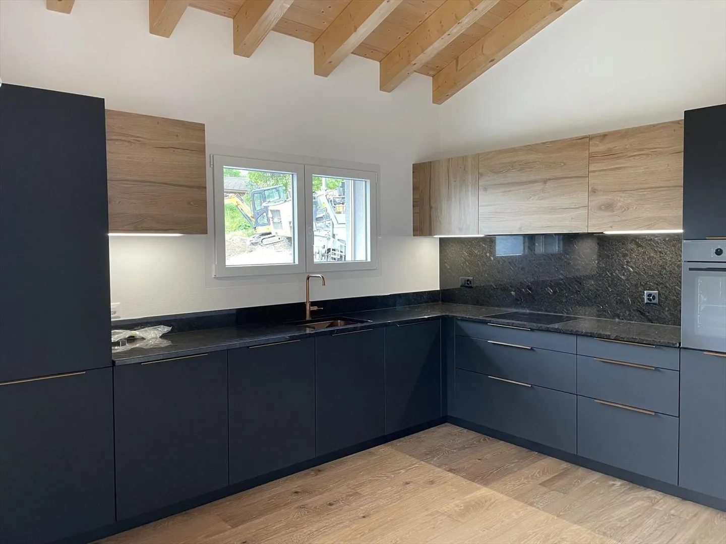 Attique à vendre - Photo 5 sur 12