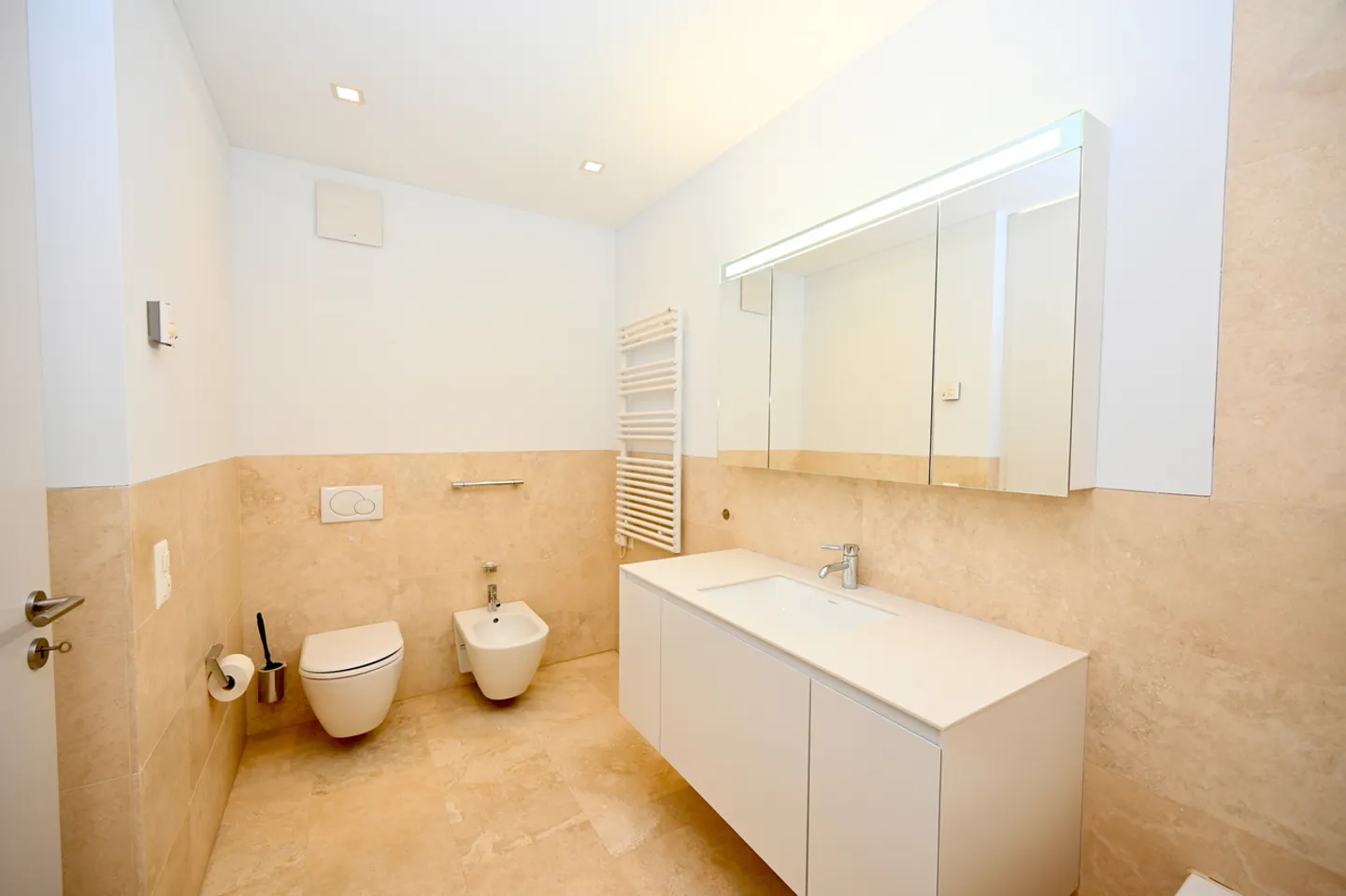 Elegante Wohnung in Minusio – Geräumige Terrasse und Blick auf den Lago Maggiore - Foto 11 von 17