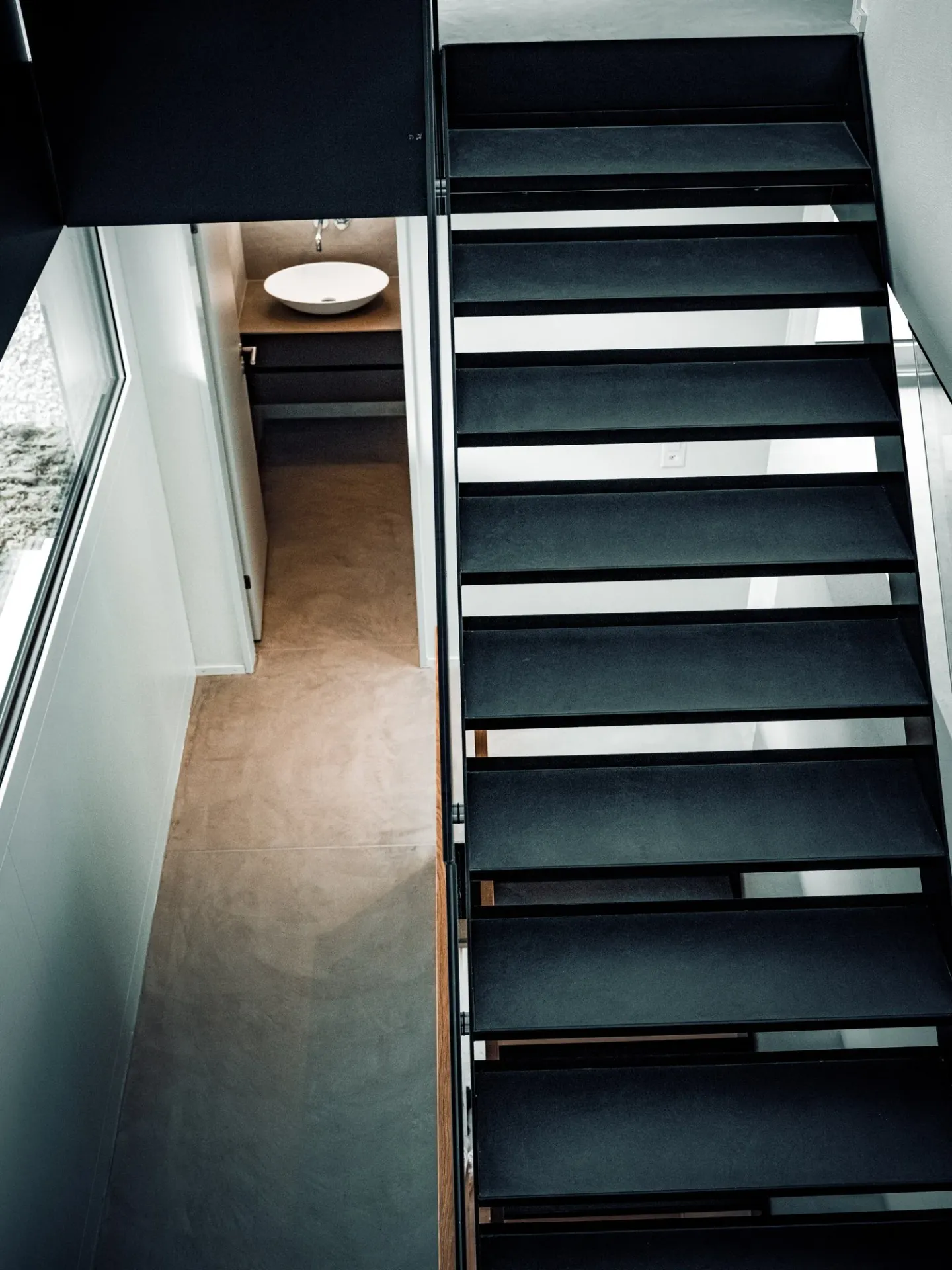 Exklusives 5.5-Zimmer-Einfamilienhaus mit hochwertigem Eigentumsstandard und grosszügigem Garten - Photo 13 sur 24