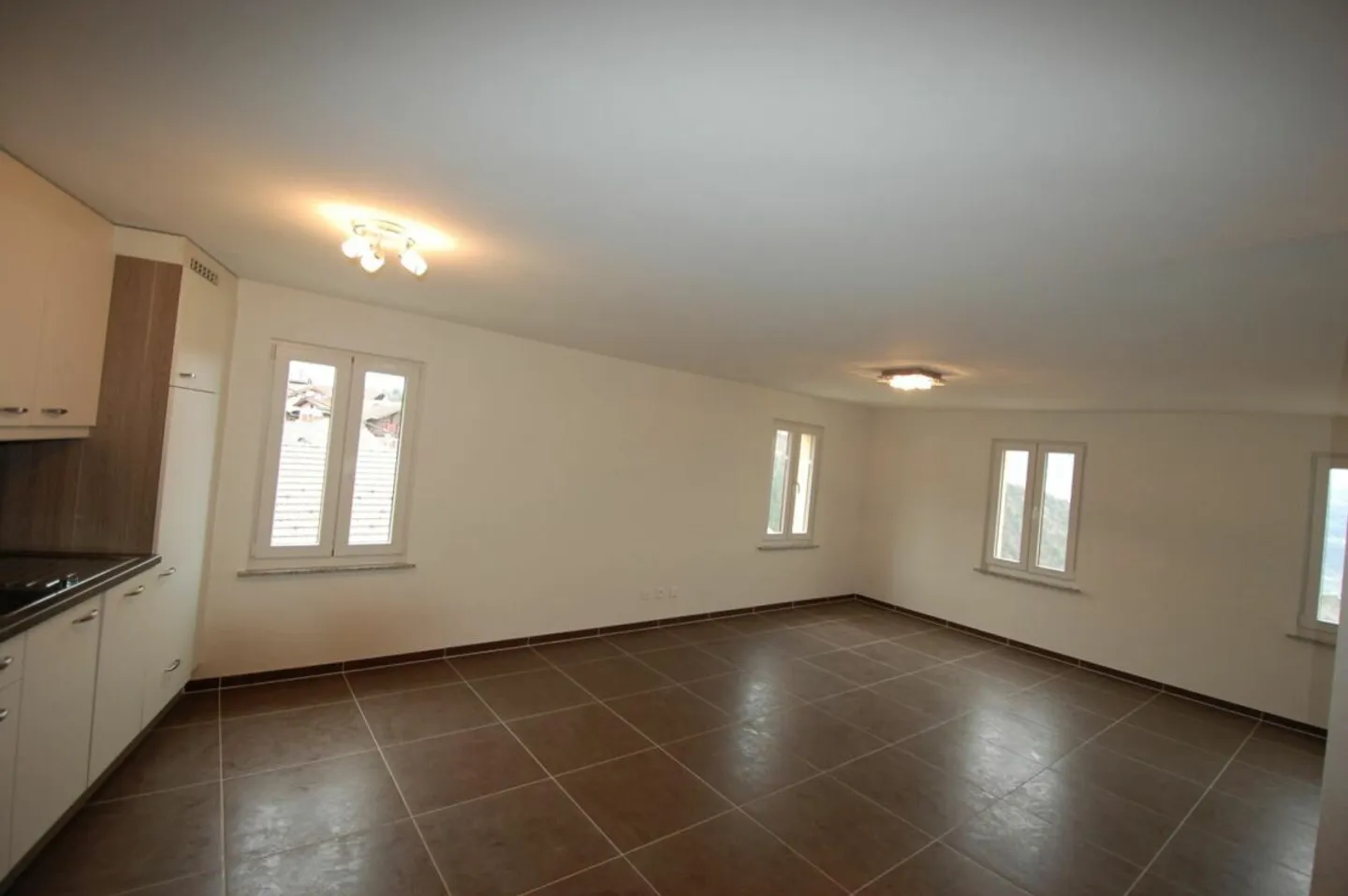 Single house for sale - Photo 2 of 29