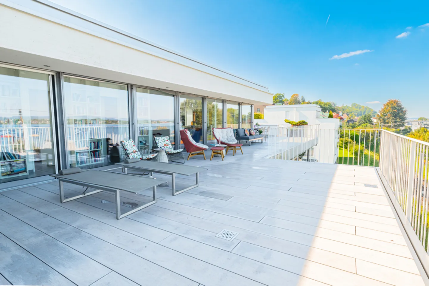 Appartement penthouse exclusif avec vue imprenable sur le lac - Photo 6 sur 21