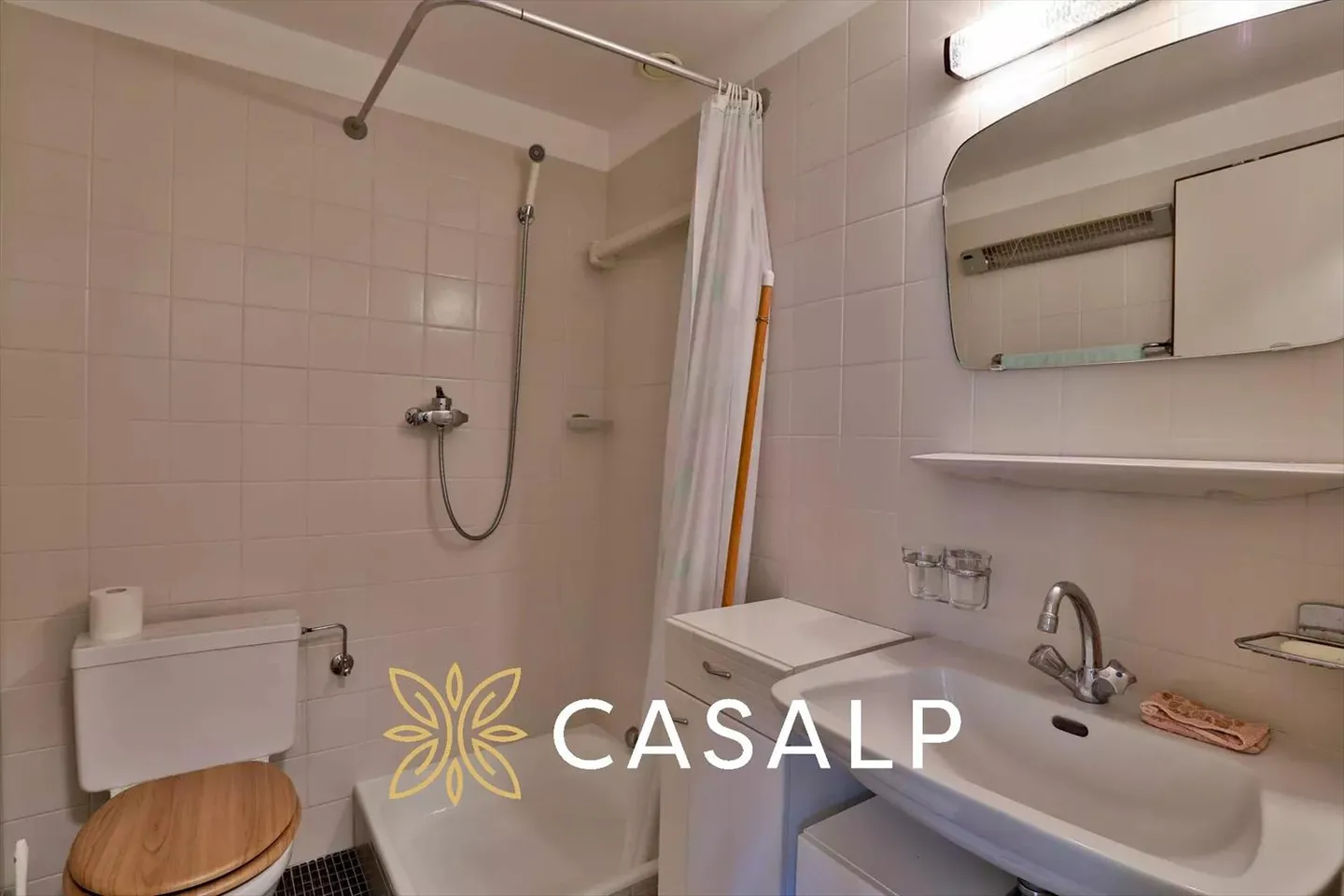 Ampio appartamento studio ristrutturato a Crans-Montana - Foto 9 di 9