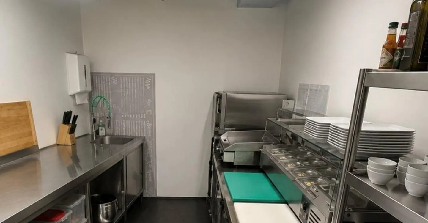 You have the idea, we have the suitable premises - Photo 4 of 4