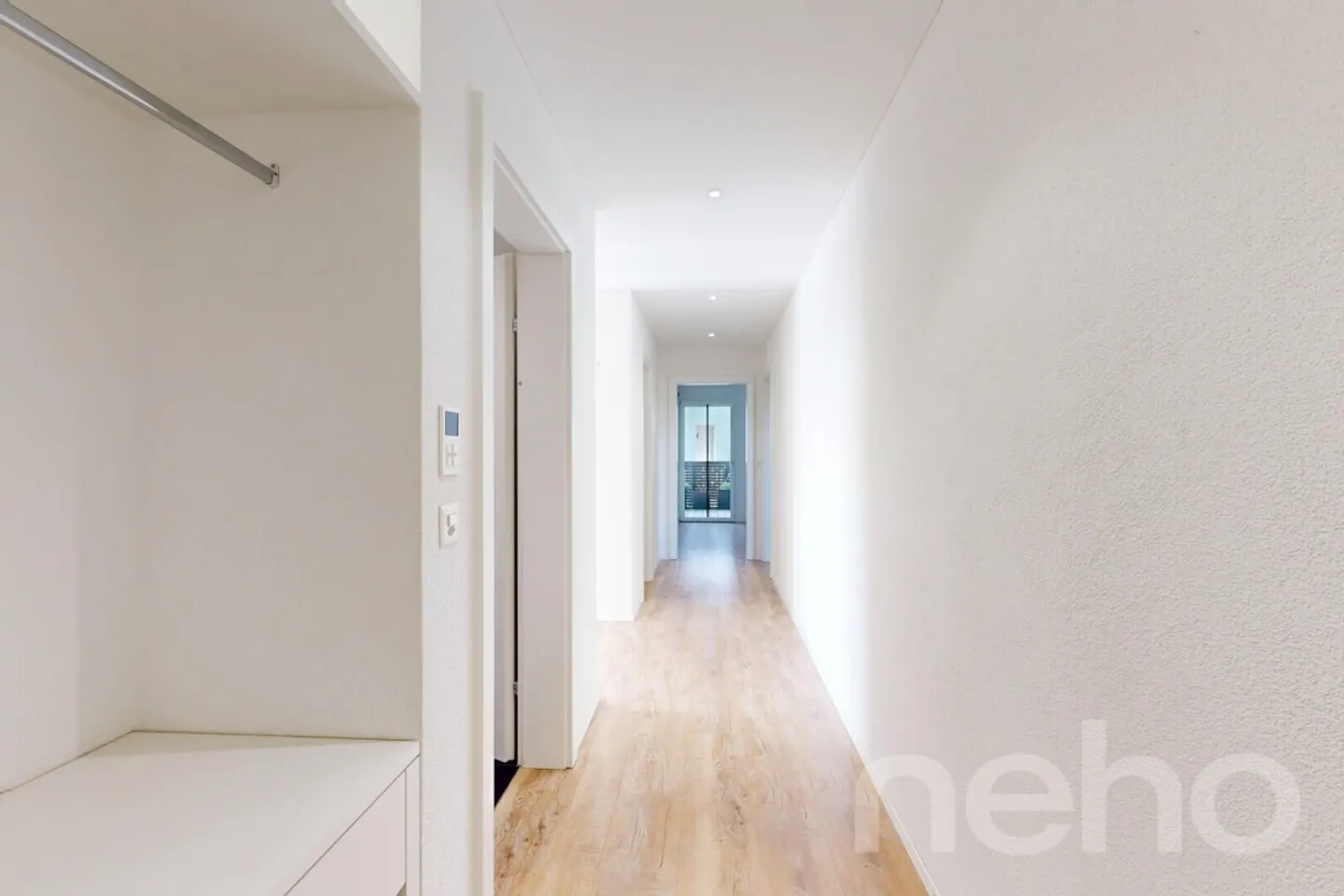Modern 4.5-Room Apartment - Photo 8 of 12