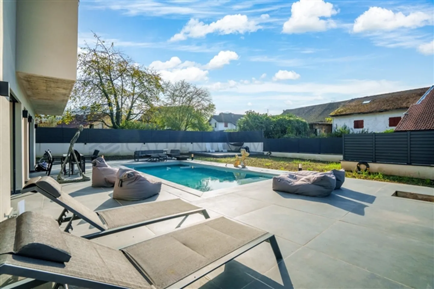 Pays voisin France, nouvelle villa individuelle avec piscine - Photo 4 sur 13