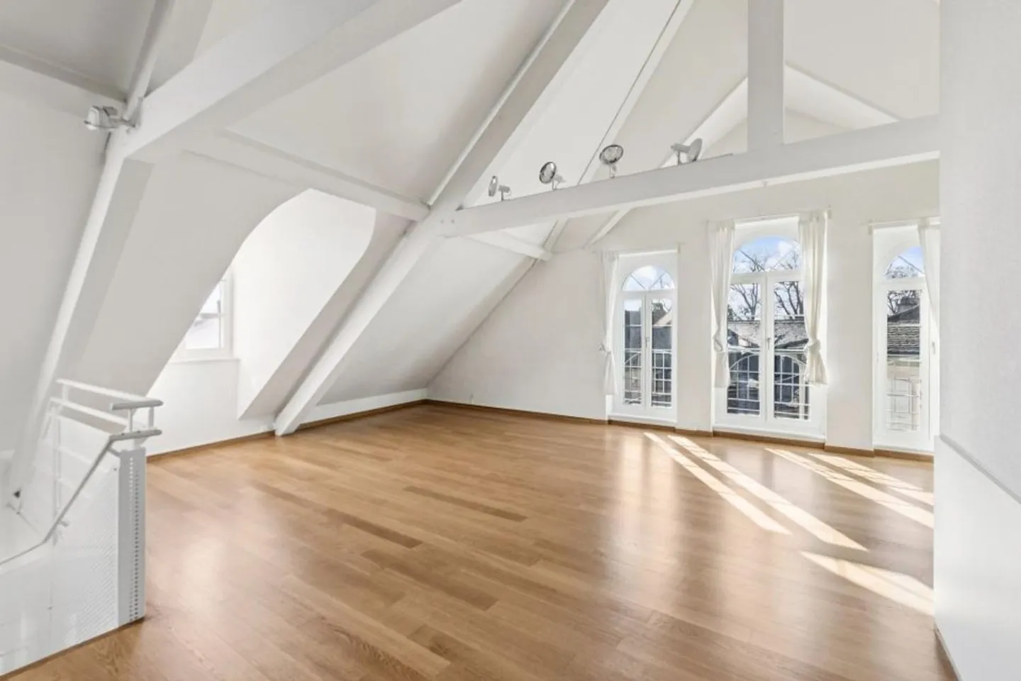Wunderschöne 6-Zimmer-Duplex im Herzen von Aubonne - Foto 2 von 13
