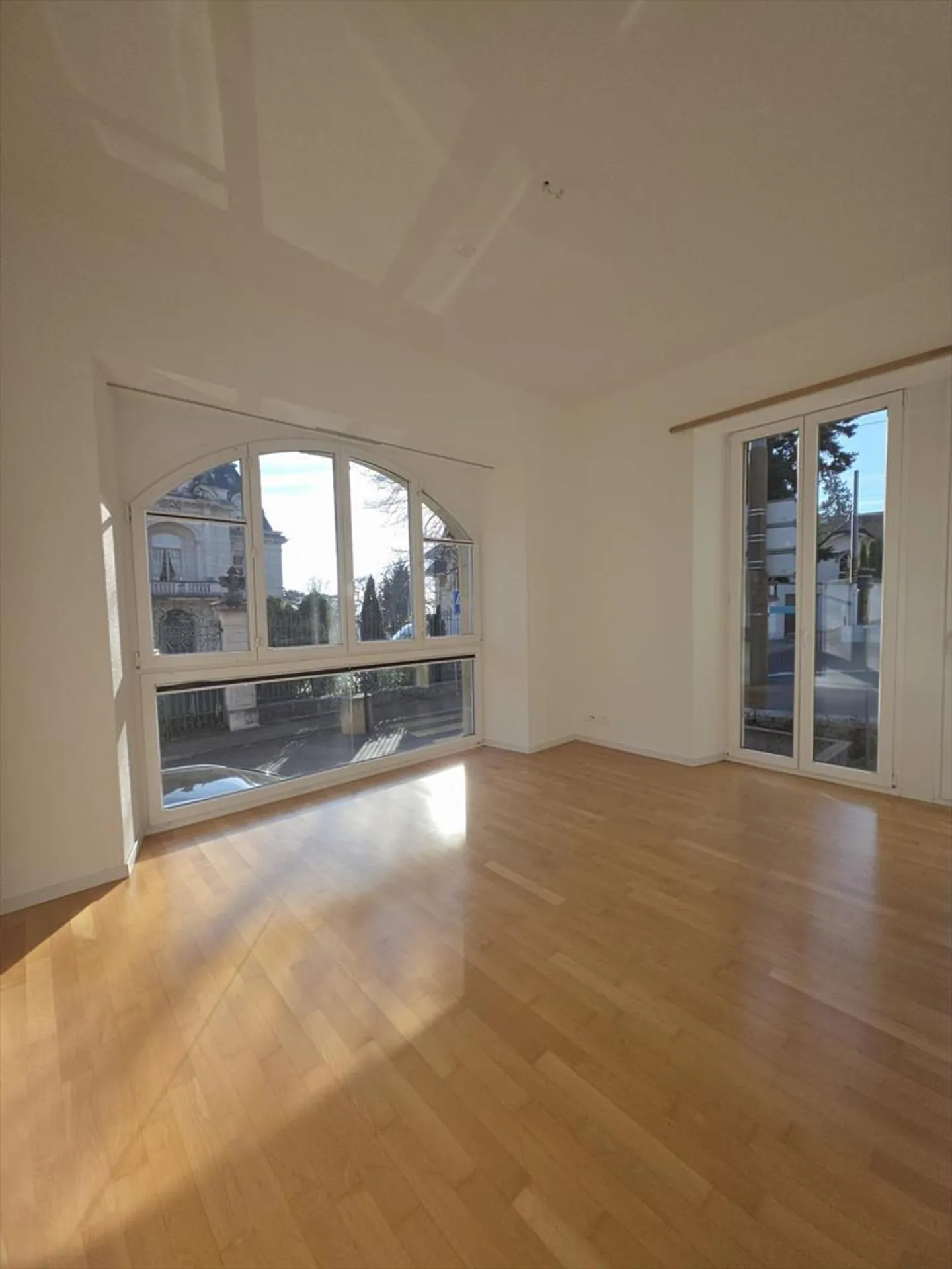 Magnifico appartamento ristrutturato di 5,5 stanze con carattere - Foto 7 di 12