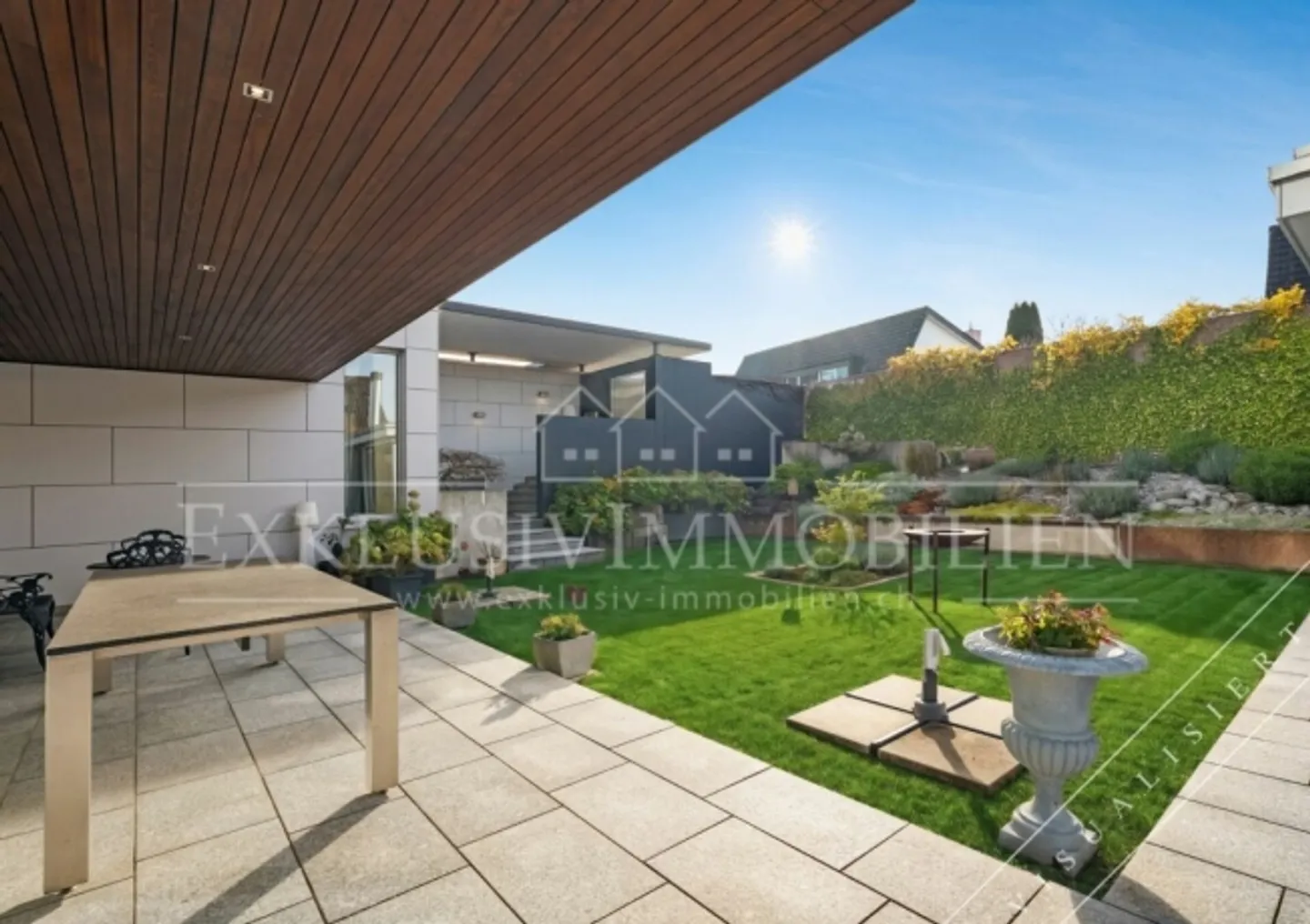 Exklusive Villa mit Panoramablick - Foto 1 von 1
