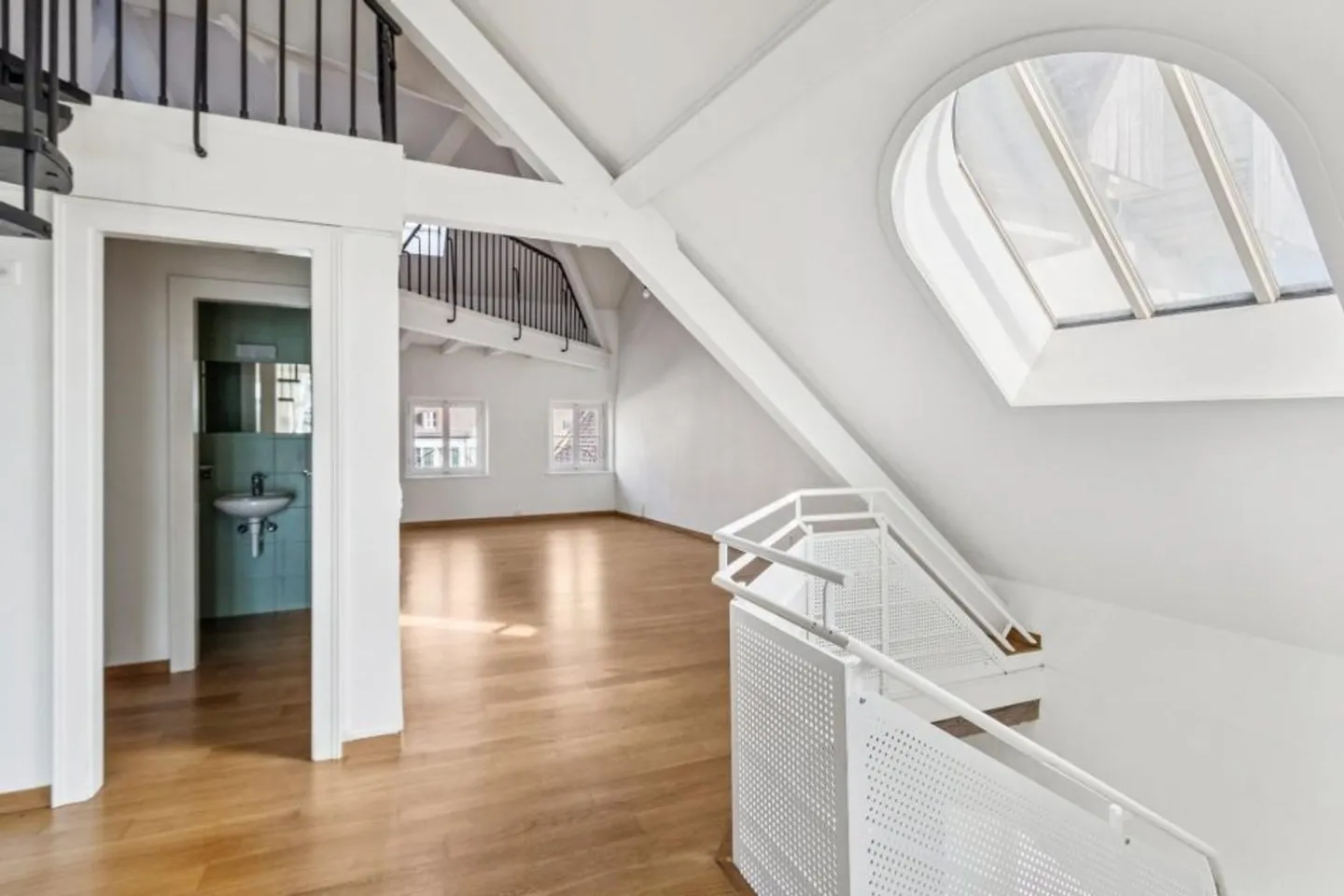 Wunderschöne 6-Zimmer-Duplex im Herzen von Aubonne - Foto 6 von 13