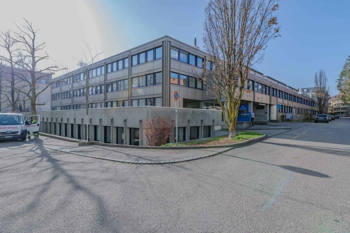 Espace de bureau/commercial agrandi à Mattenhof avec espace extérieur privé - Photo 9 sur 9
