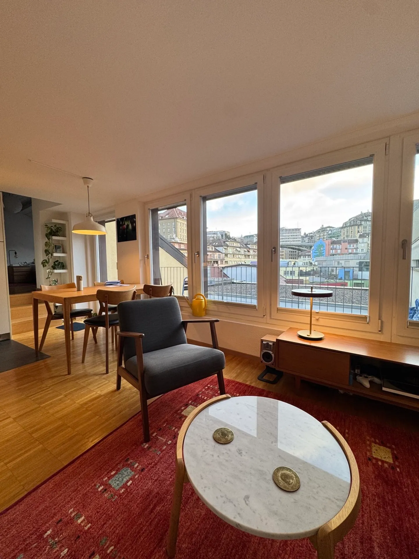 Charmante 2,5-Zimmer-Wohnung im Zentrum von Lausanne - Foto 3 von 5