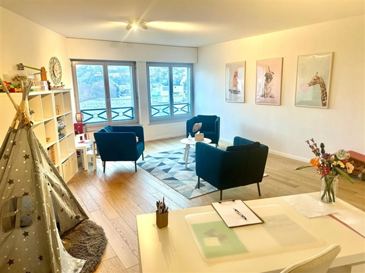 Spacious commercial space of 111m2 in the center of Sion - Photo 7 of 10