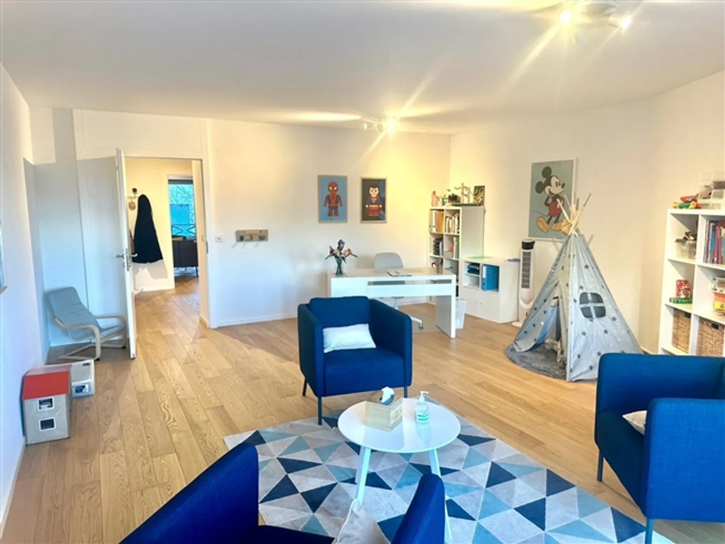 Spacious commercial space of 111m2 in the center of Sion - Photo 9 of 10