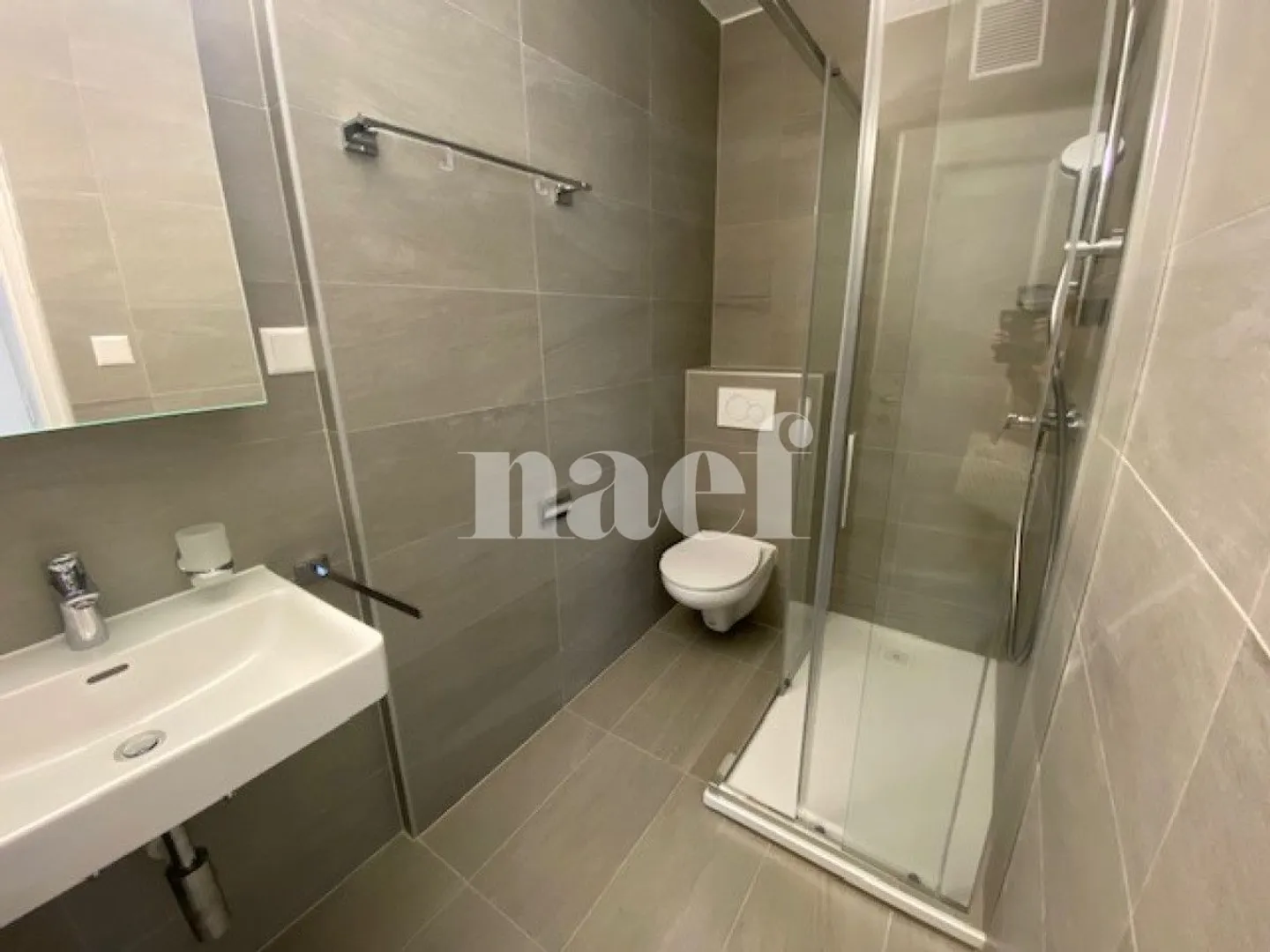 Appartamento 2.5 stanze - Foto 2 di 5