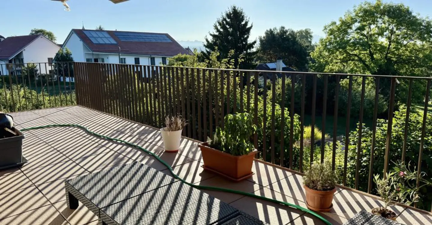 Appartement moderne de 3,5 pièces - Photo 1 sur 8