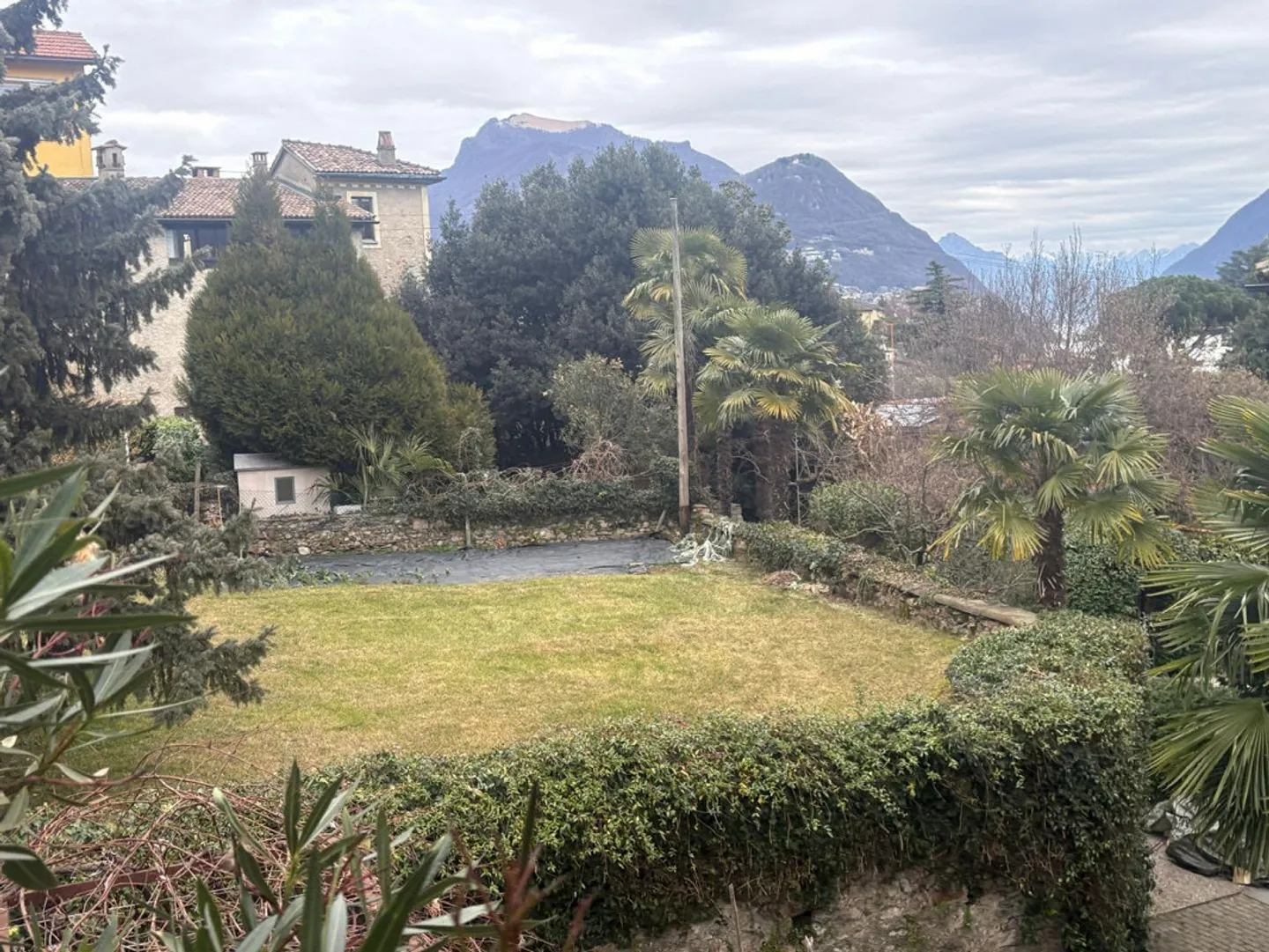 5 1/2 Room House with Garden - Photo 18 of 19