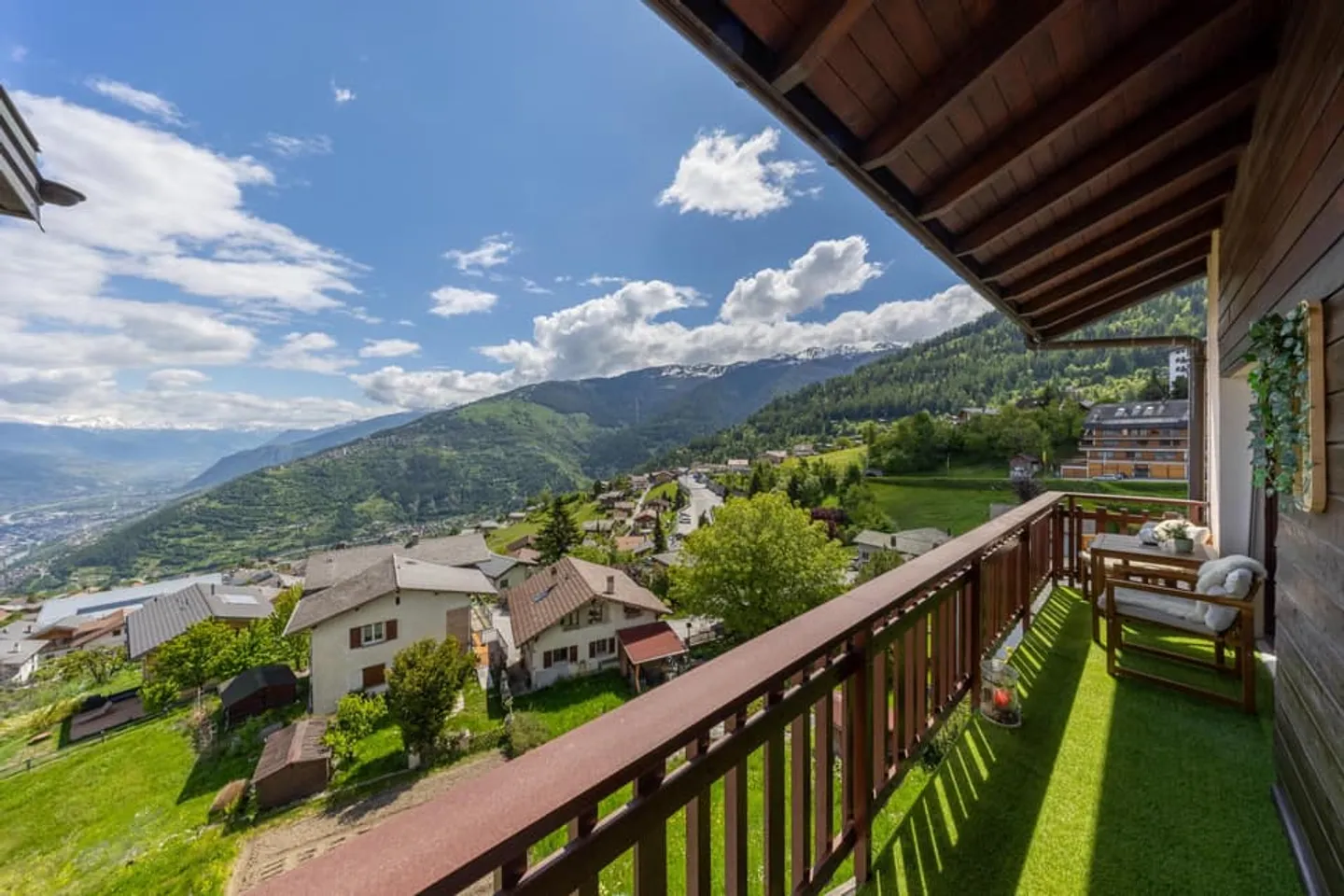 Superb duplex penthouse with panoramic view - Photo 8 of 13