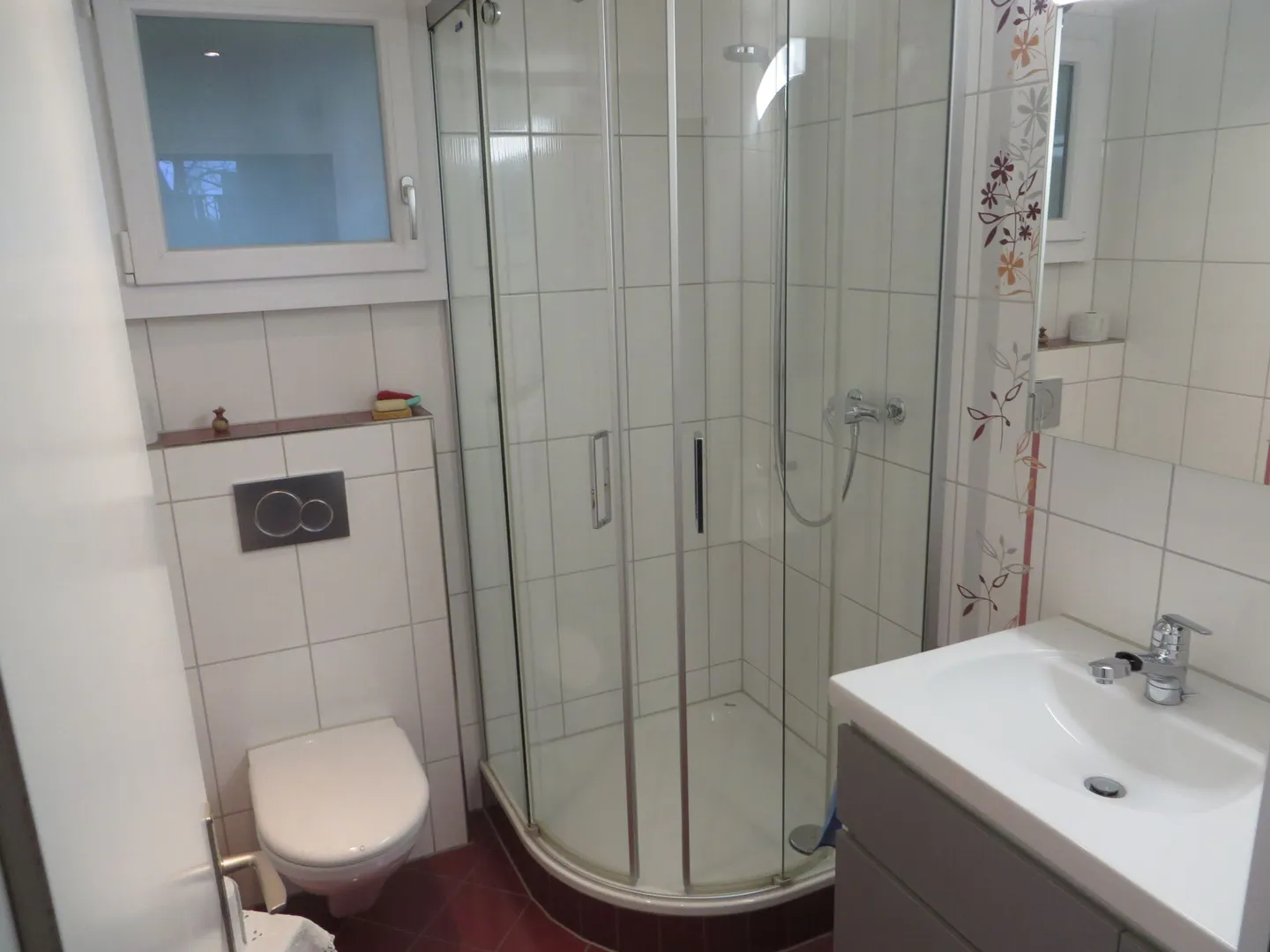 Casa bifamiliare con grande giardino - Foto 14 di 14