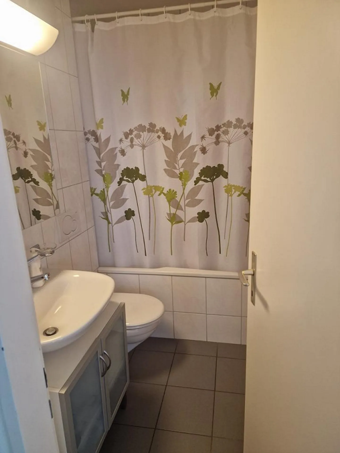 Charmante Wohnung in Basel - Foto 6 von 6