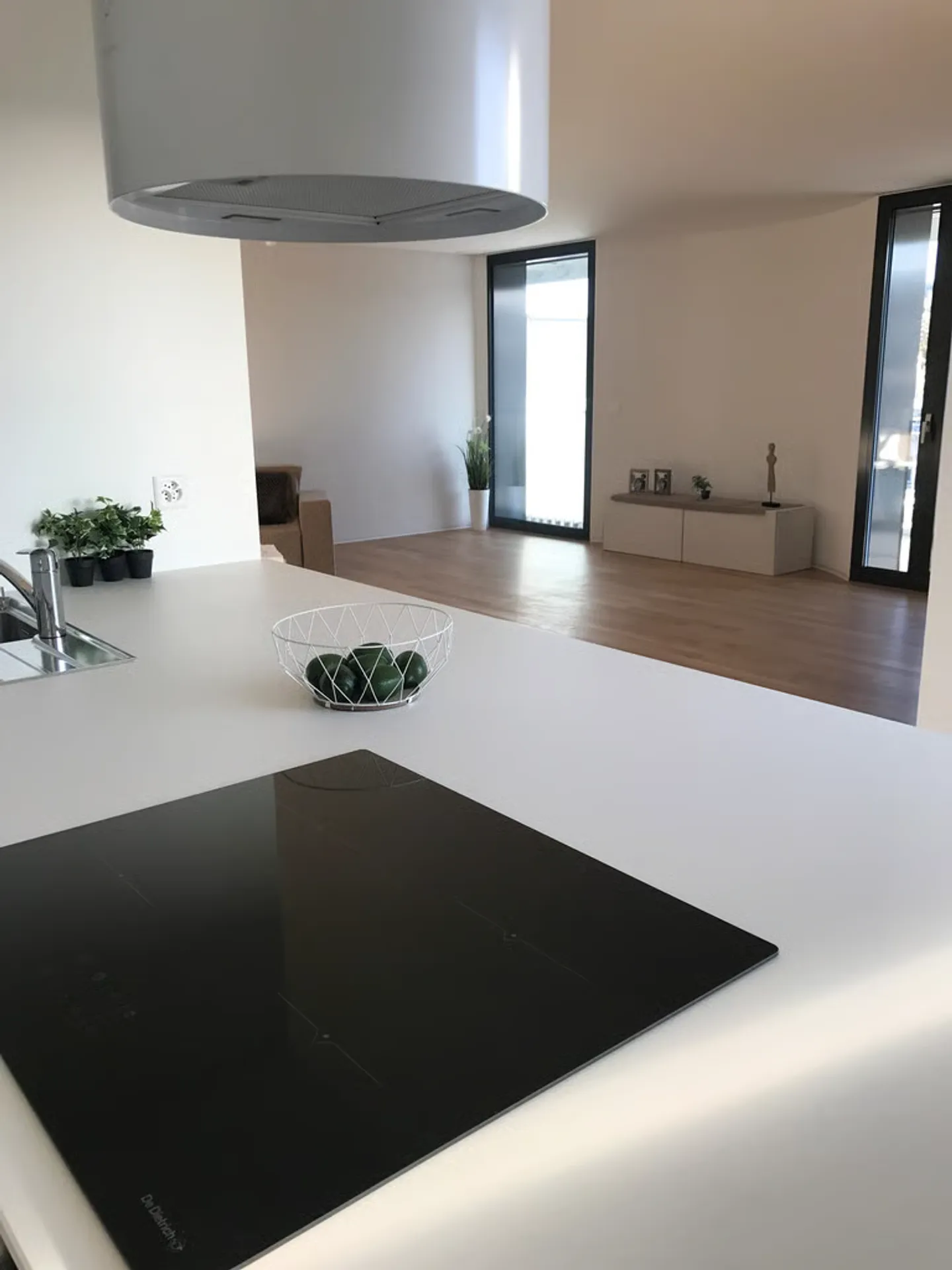 4.5-room apartment with balcony - Photo 4 of 12