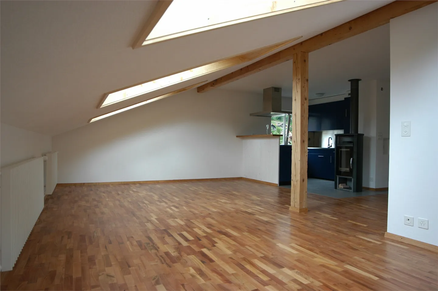 Helle 3,5-Zimmer-Dachwohnung - Foto 2 von 19