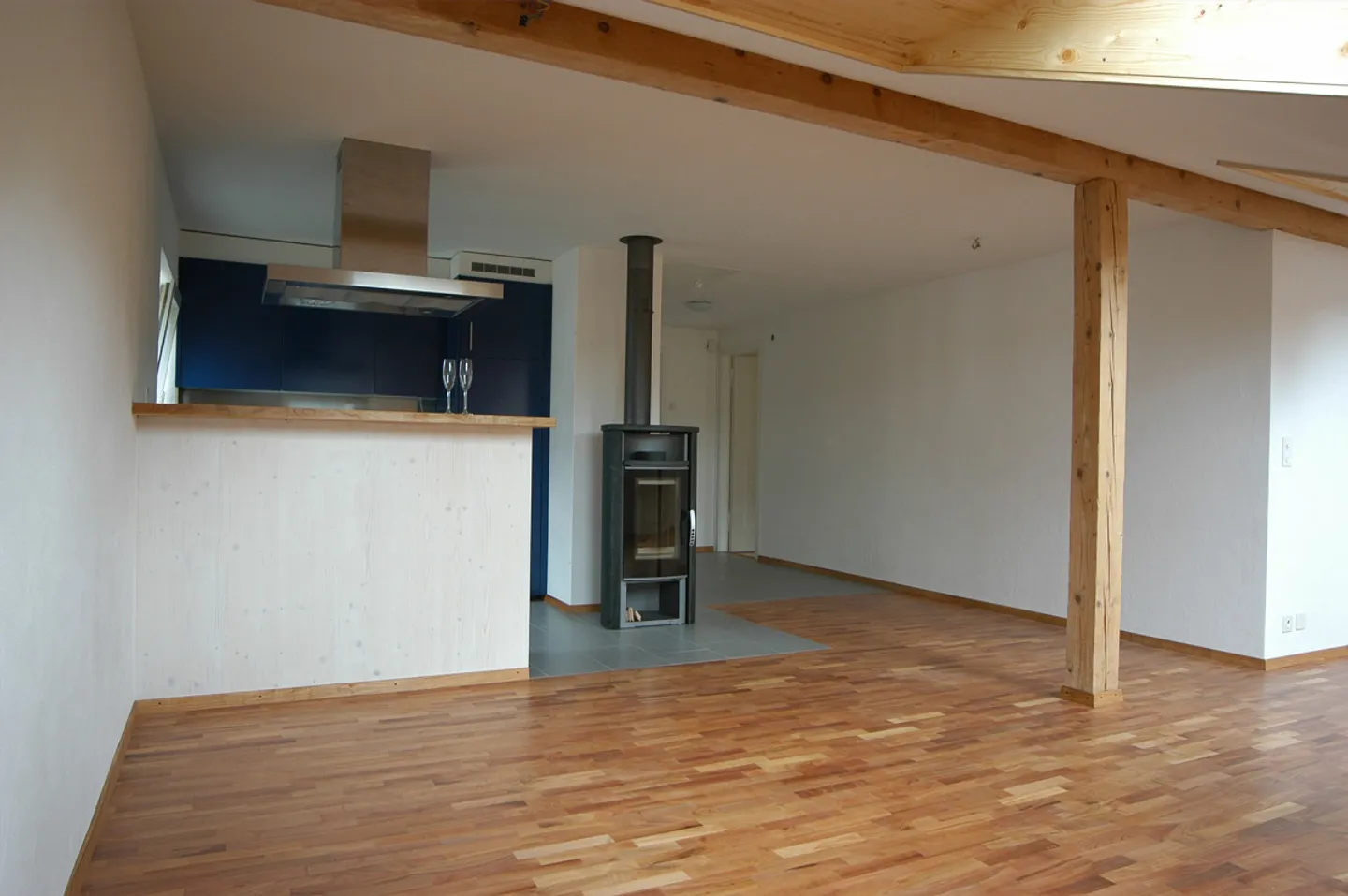 Helle 3,5-Zimmer-Dachwohnung - Foto 4 von 19
