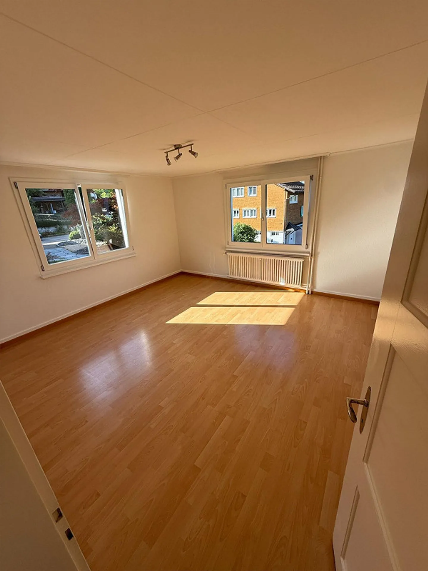 Charming, freshly renovated 3.5-room apartment, very sunny - Photo 5 of 13