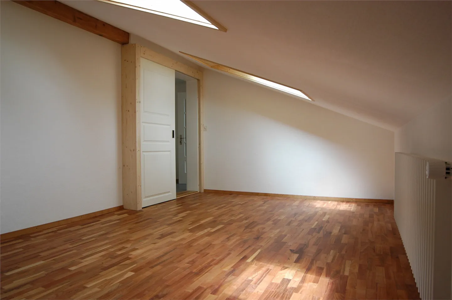Helle 3,5-Zimmer-Dachwohnung - Foto 10 von 19