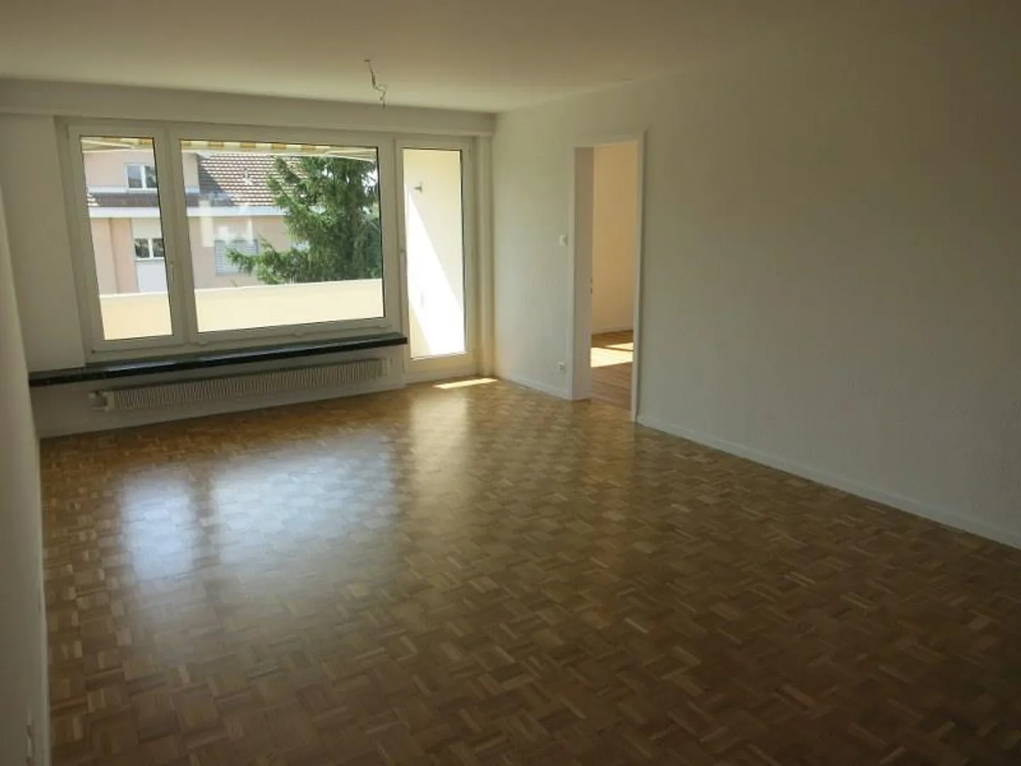 Appartamento completamente ristrutturato vicino al centro e alla stazione - Foto 2 di 12