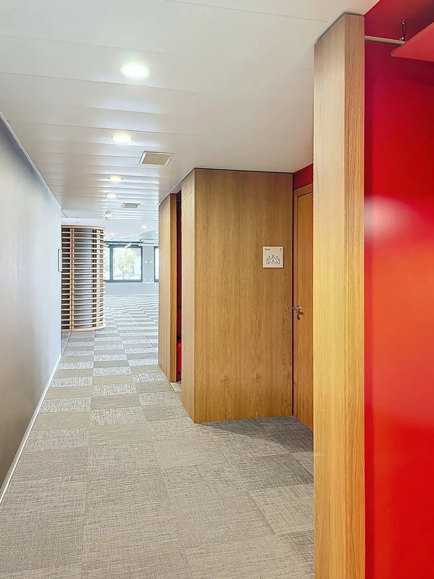 Spazi Uffici Moderni ad Aubonne: Comfort e Funzionalità - Foto 3 di 5