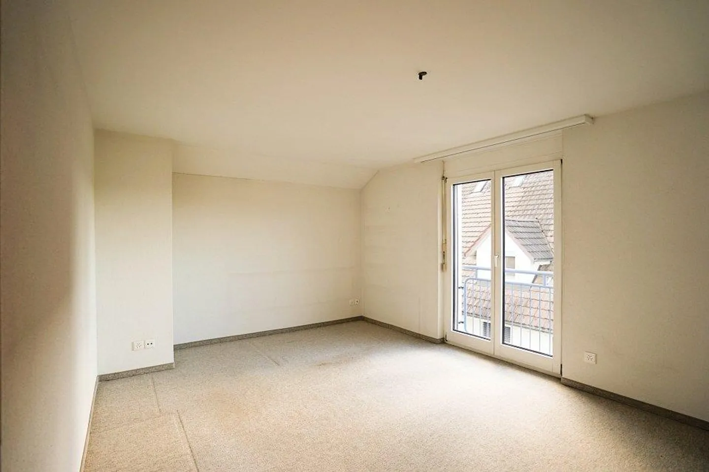 «41/2-Zimmer Dachmaisonette» - Foto 7 di 13