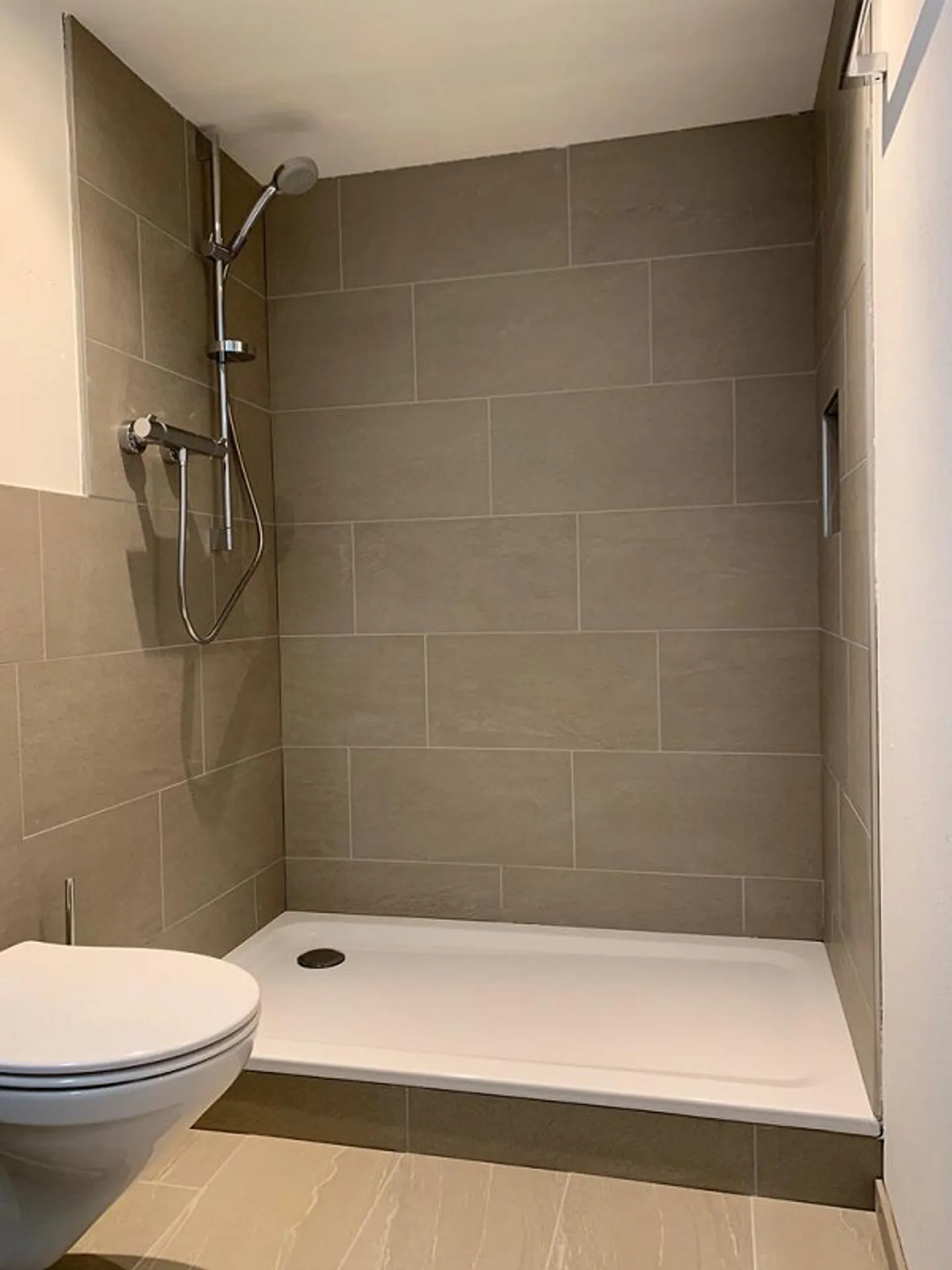 Furnished studio for rent - Photo 4 of 5