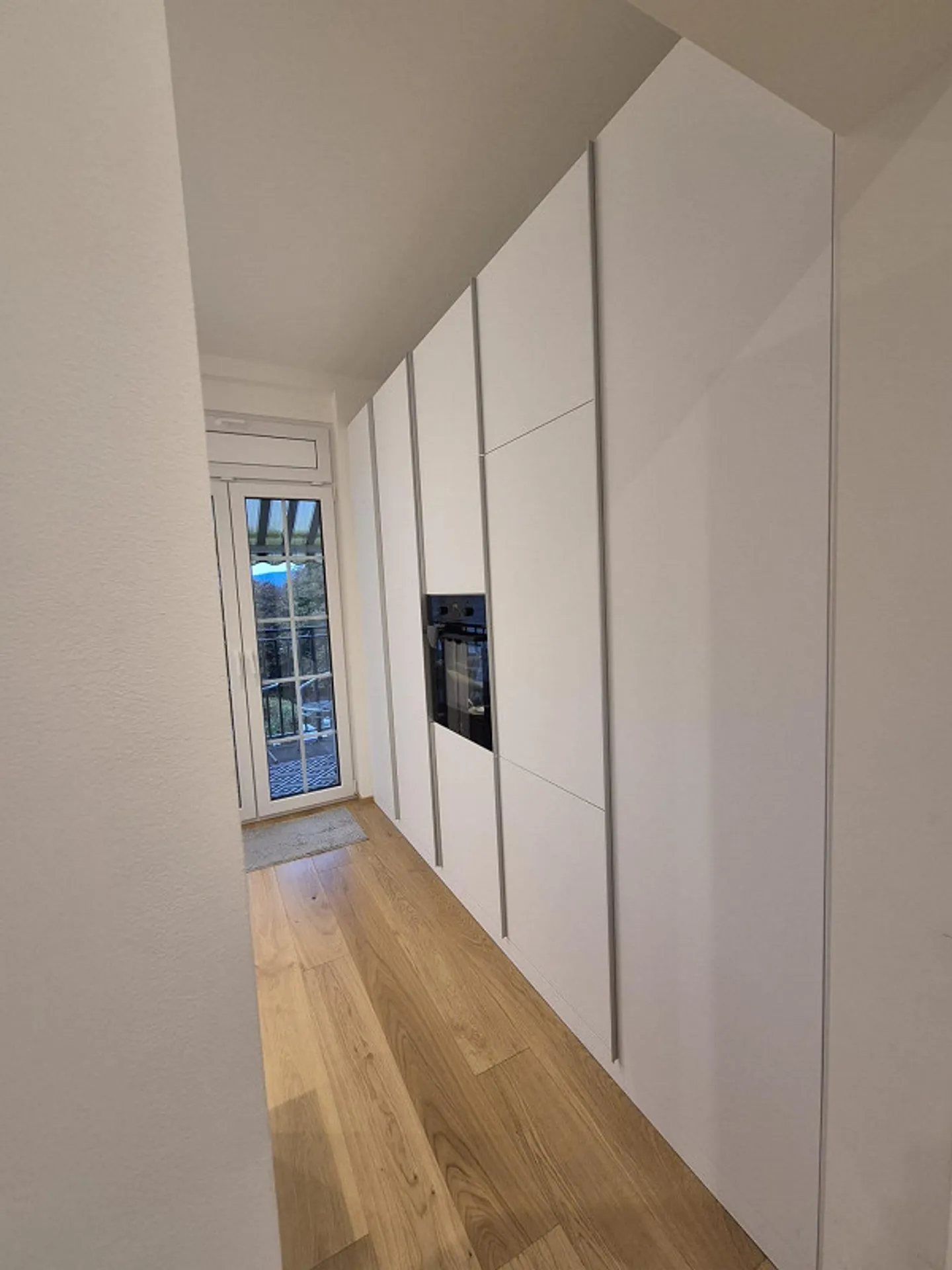 Charmante 3.5 Zi.-Altbauwohnung kernsaniert & zentral - Foto 4 von 7