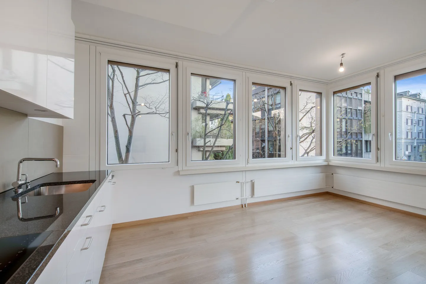 Appartement attrayant, rénové dans le populaire Seefeld de Zurich ! - Photo 5 sur 12