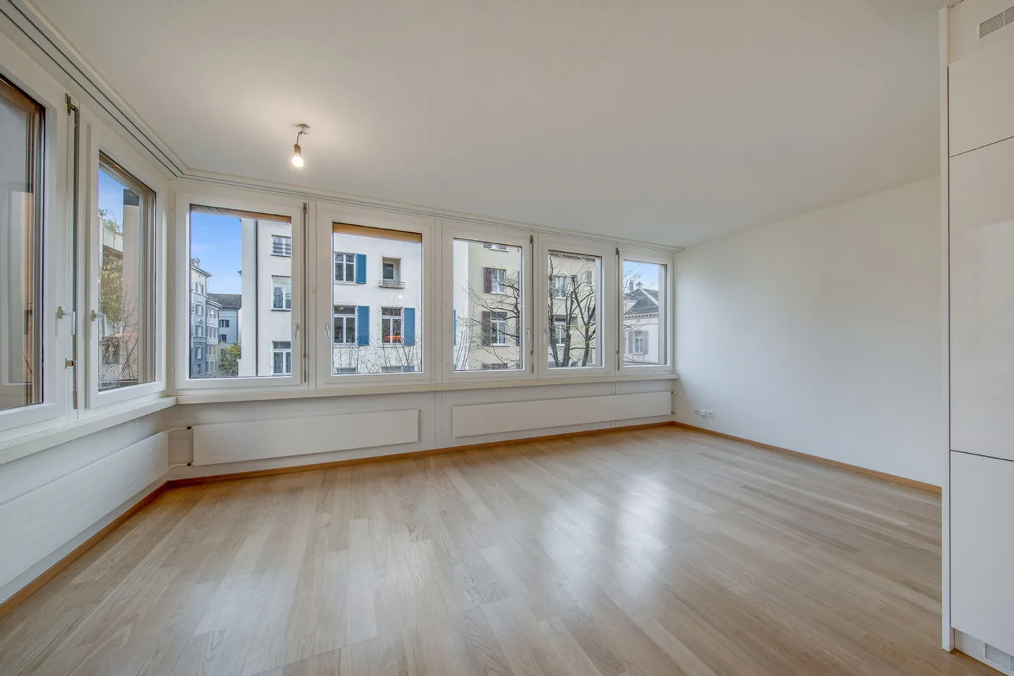 Appartement attrayant, rénové dans le populaire Seefeld de Zurich ! - Photo 6 sur 12