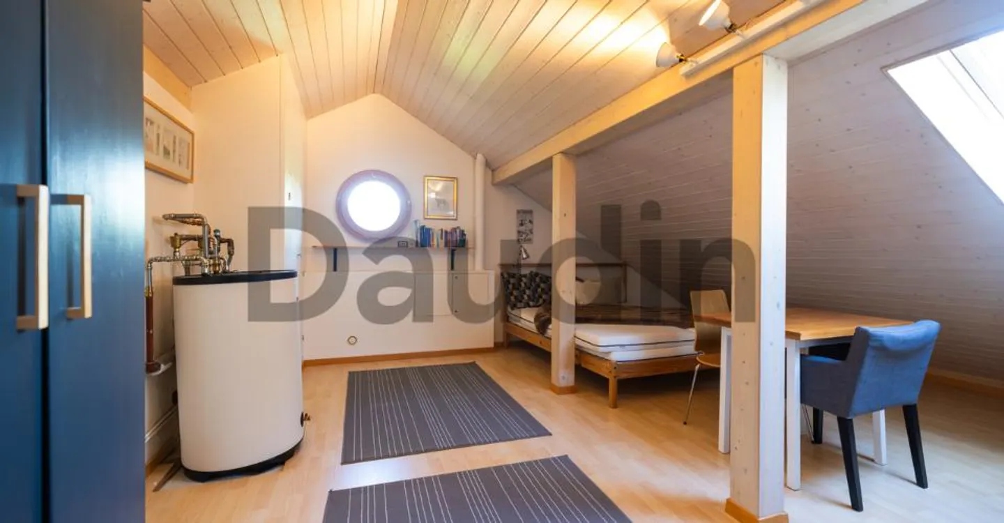 Charming 7-Room House in Cartigny - Photo 8 of 8