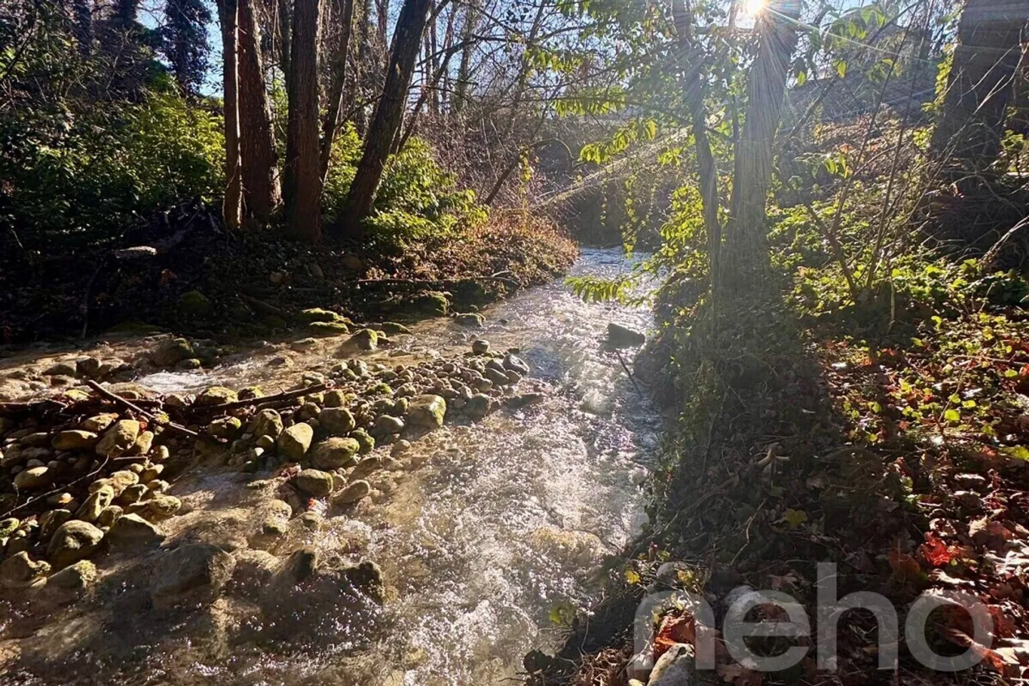 Terraced house in the center of the village with a view of the forest - Photo 1 of 12