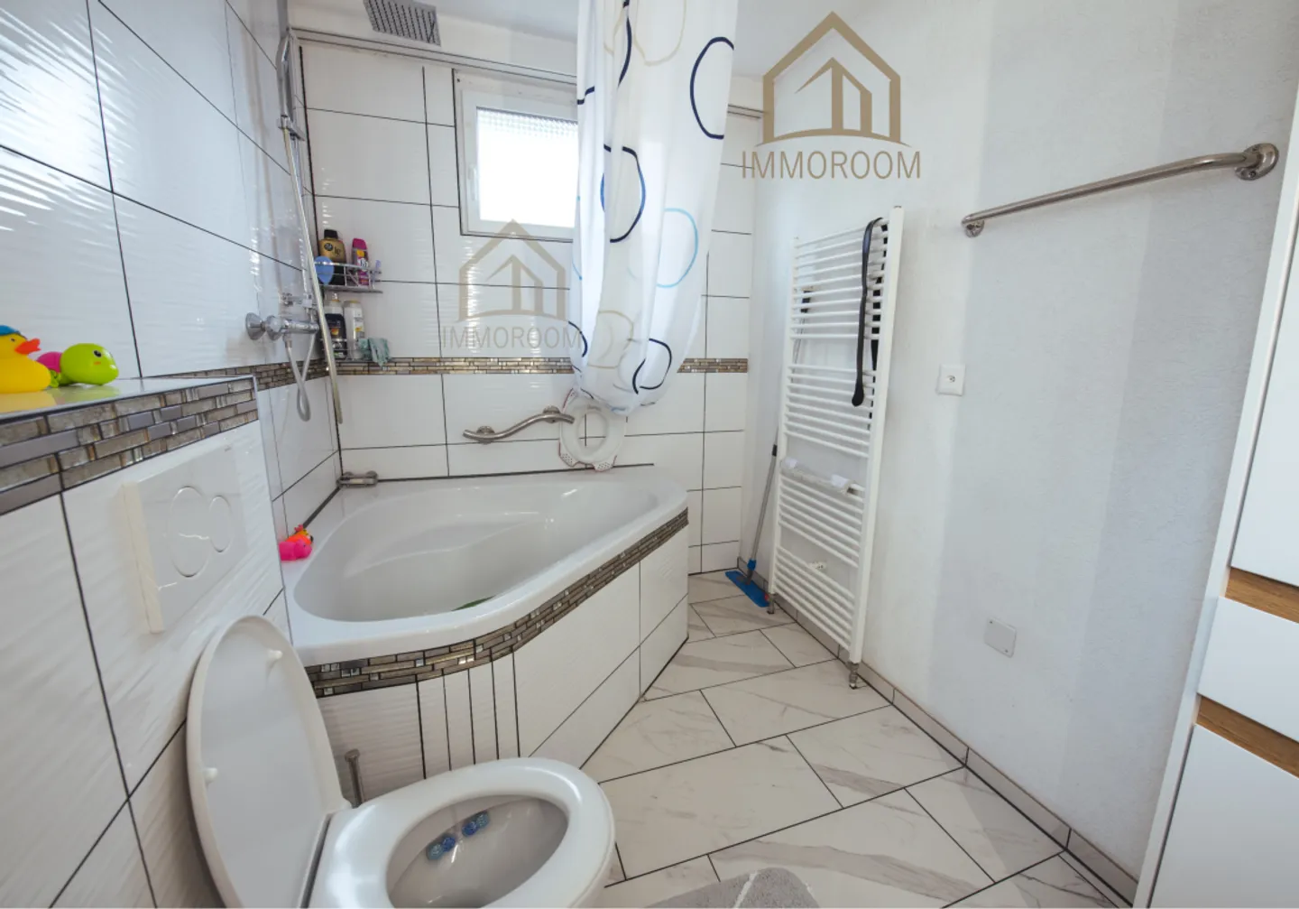 3-Familienhaus mit Potenzial - Foto 7 von 15