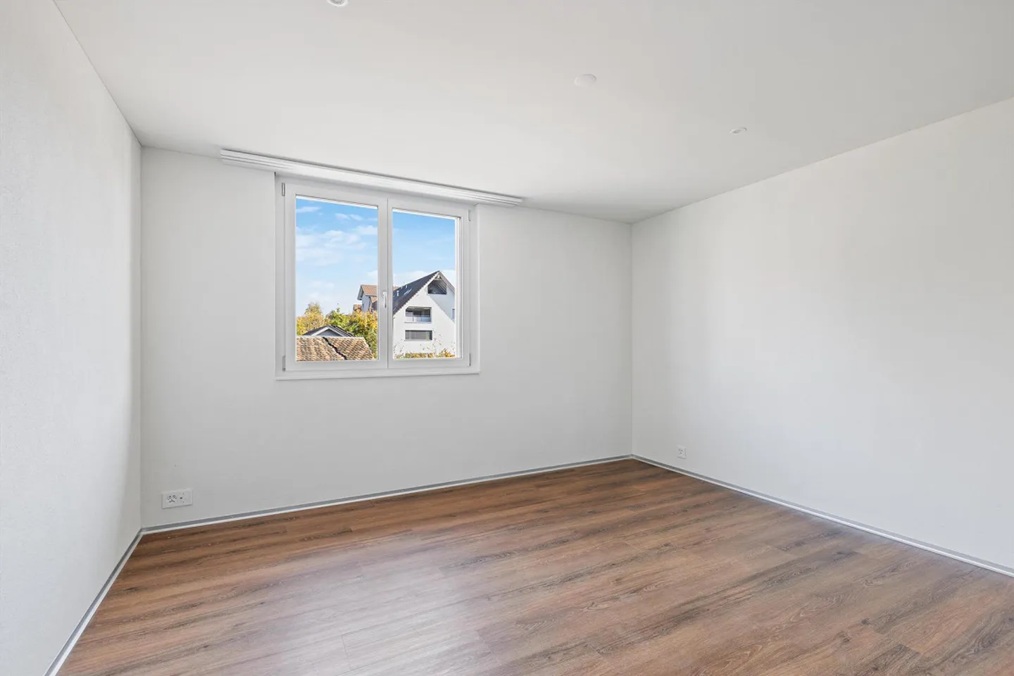 4.5-Zimmer-Wohnung Modernes Smart-Home im Grünen mit Gratis-Interne... - Photo 8 sur 13