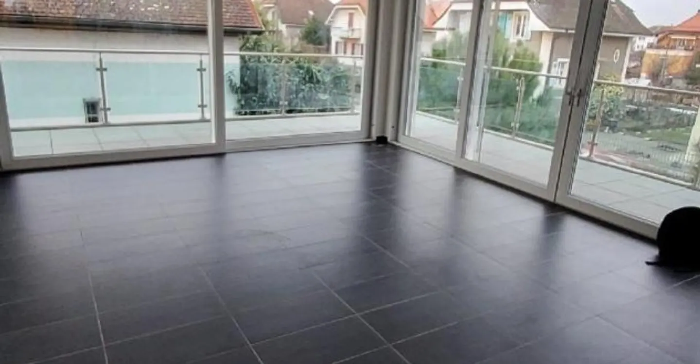 Incantevole appartamento di 3,5 locali al piano superiore - Foto 2 di 4
